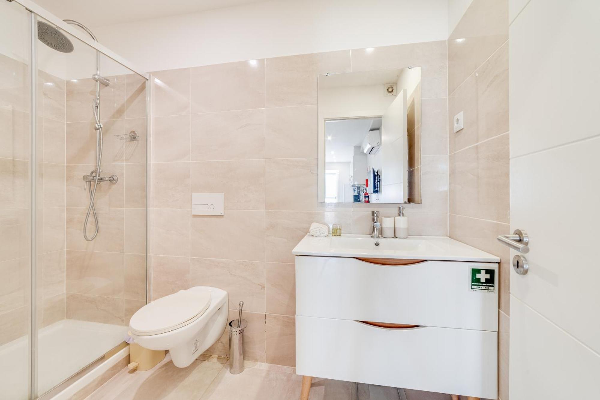 Lapa Charm Apartments With Patio Lisbon Bagian luar foto