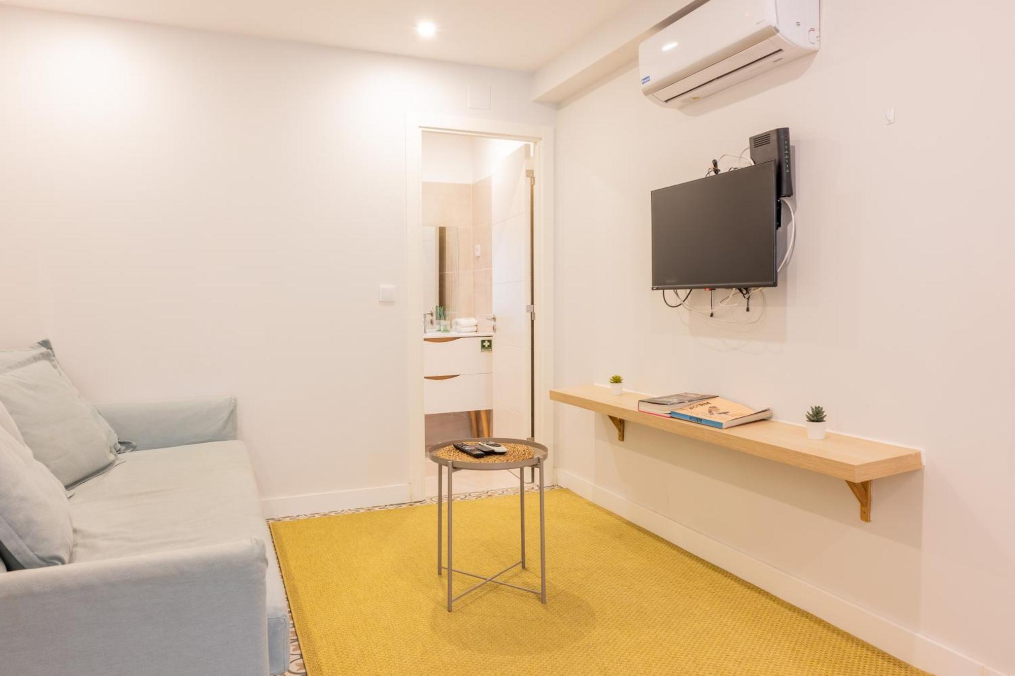 Lapa Charm Apartments With Patio Lisbon Bagian luar foto