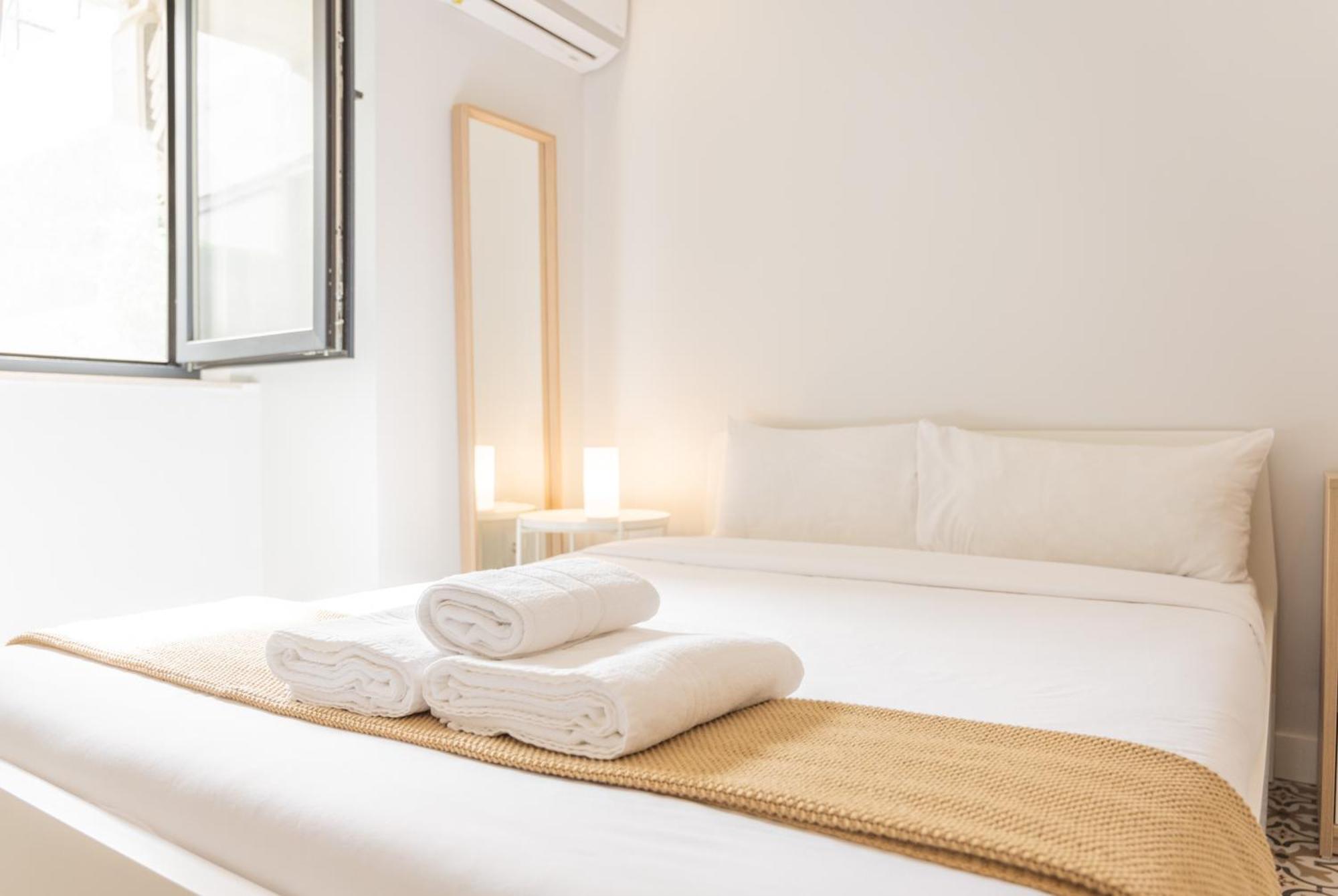 Lapa Charm Apartments With Patio Lisbon Bagian luar foto