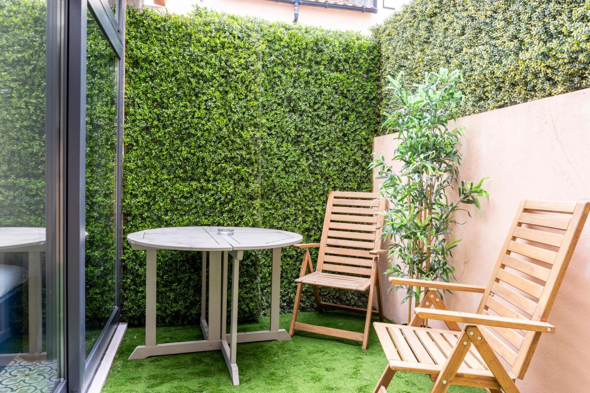 Lapa Charm Apartments With Patio Lisbon Bagian luar foto